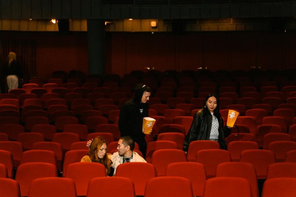 Optez pour un emploi flexible avec le téléphone rose