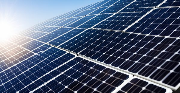 Panneau solaire photovoltaïque : solution efficace pour réduire votre facture énergétique